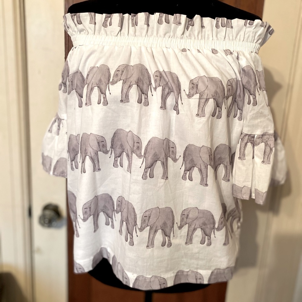 Elephant off the shoulder shirt small Alabama